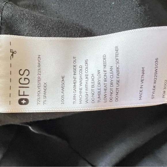 Figs Inala Slim Scrub Top - Picture 8 of 8